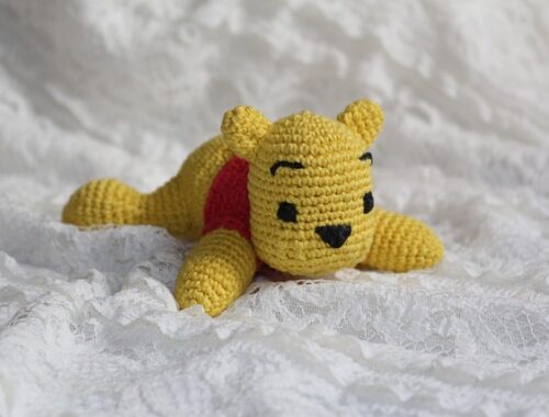 kubuś puchatek z szydełka