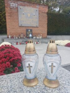 pomnik, znicze
